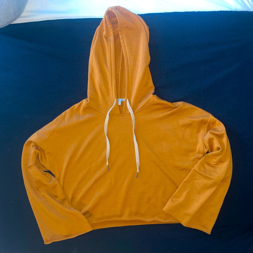 Cropped hoodie